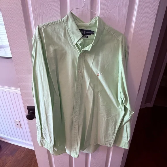 Ralph Lauren Men's Light Green Button Down Shirt - Picture 2 of 3